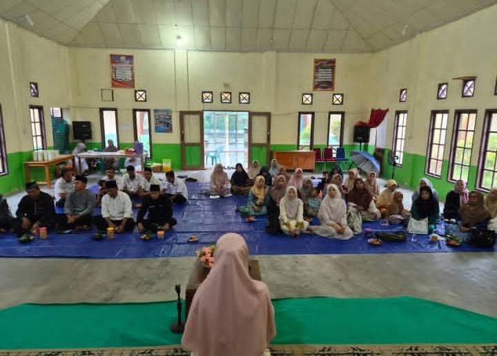 Erial Lismana Hadiri Halal Bihalal TP PKK Kecamatan Bunguran Tengah